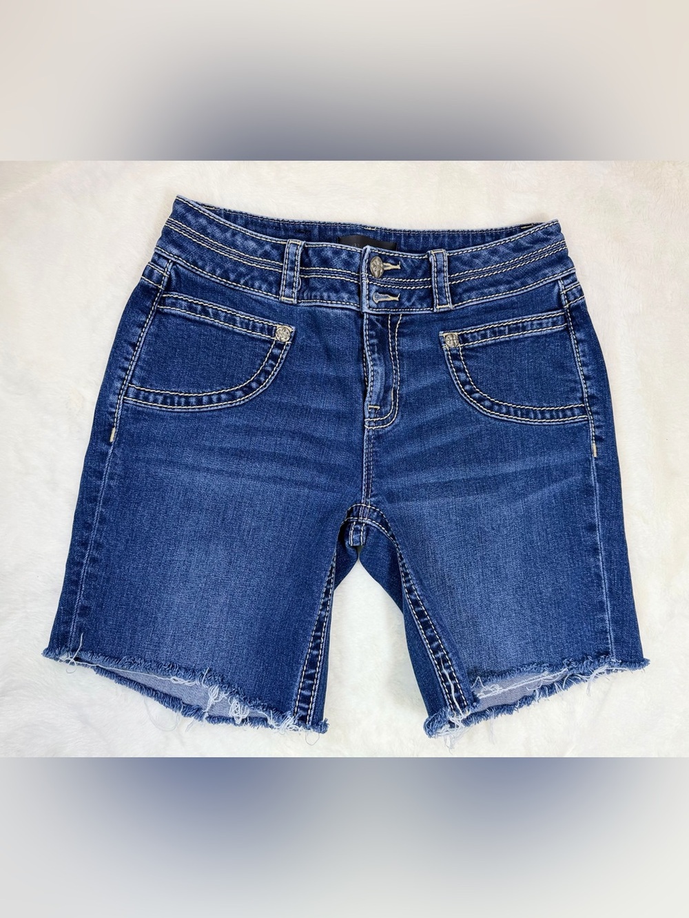Miss Me Nila Women’s Size 27 Double Waist Denim Bermuda Shorts Mid Rise Blue